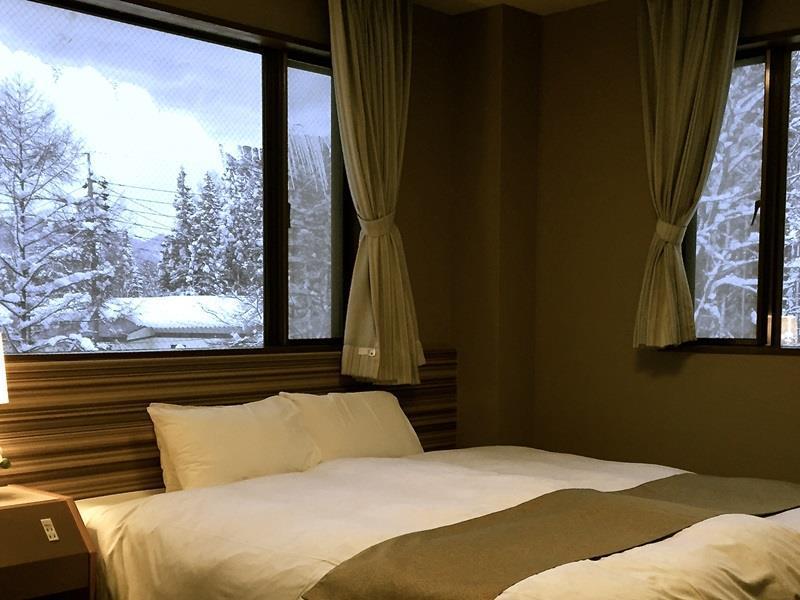 Hakuba Landmark Iwatake Lodge Εξωτερικό φωτογραφία