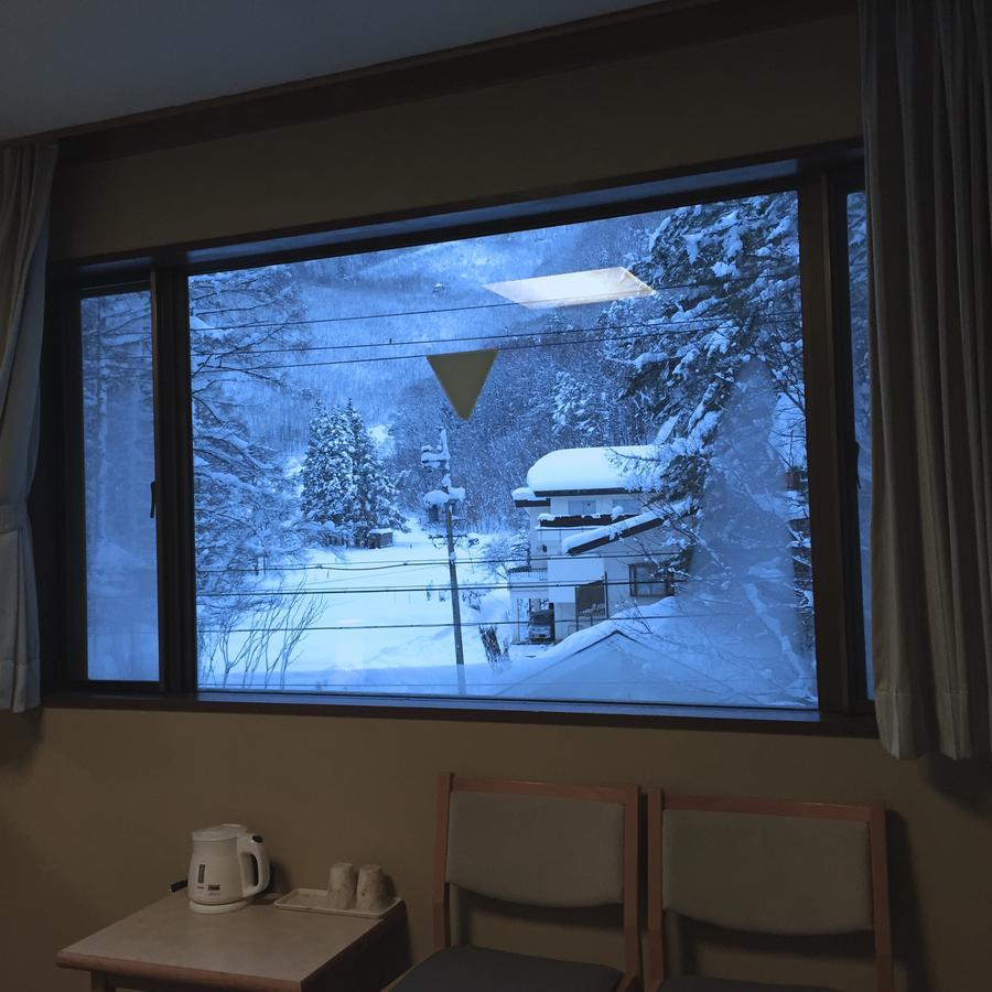 Hakuba Landmark Iwatake Lodge Εξωτερικό φωτογραφία