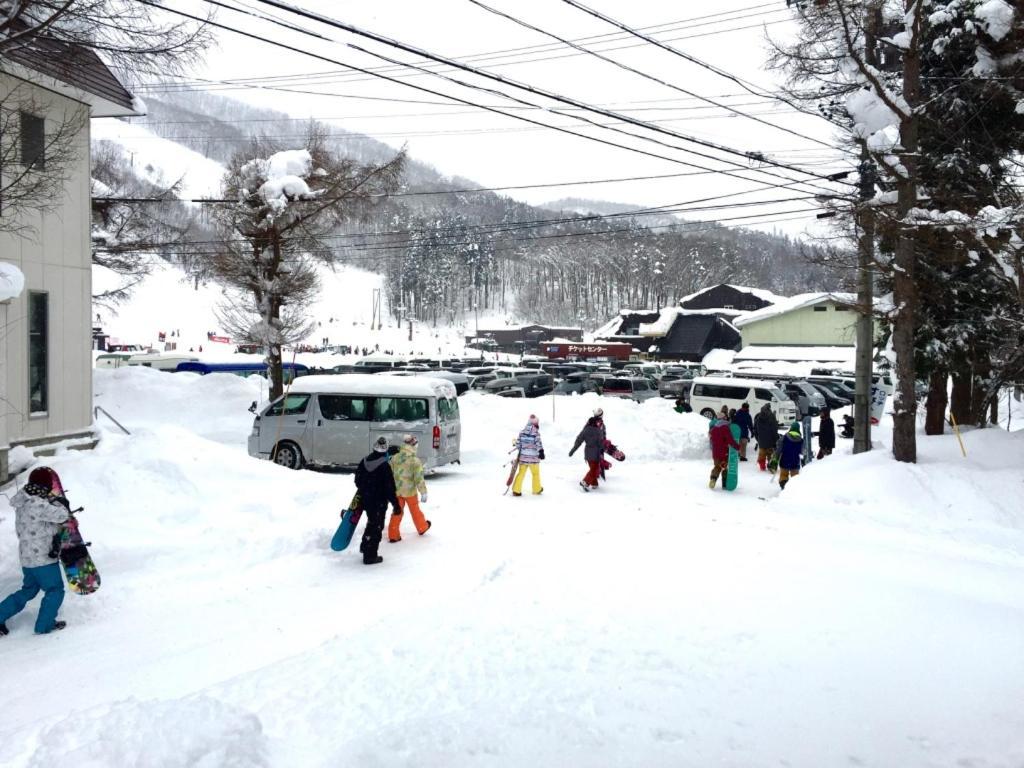 Hakuba Landmark Iwatake Lodge Εξωτερικό φωτογραφία